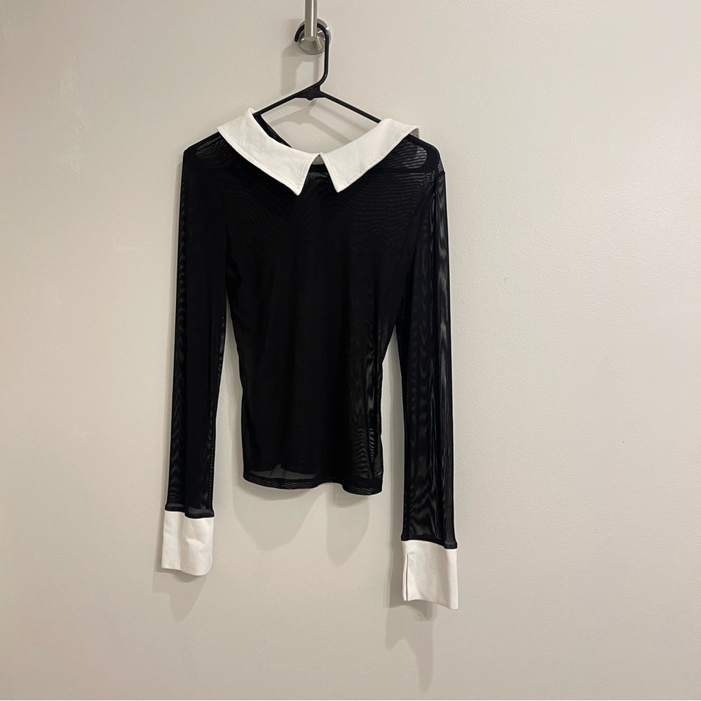 SHEIN Black and White Fitted Blouse with Peter Pan Collar